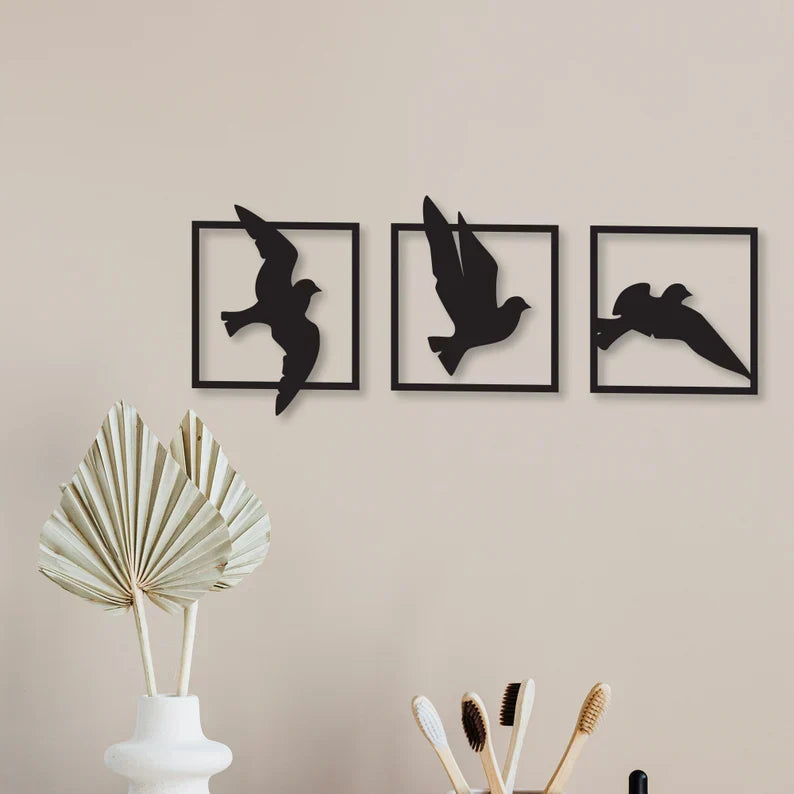 Birds in frame Wood Wall Decor